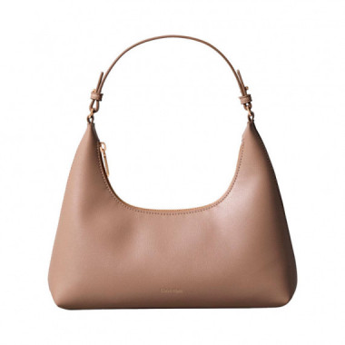 Bolso de hombro con logo grabado