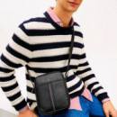 Bolso reporter de piel granulada