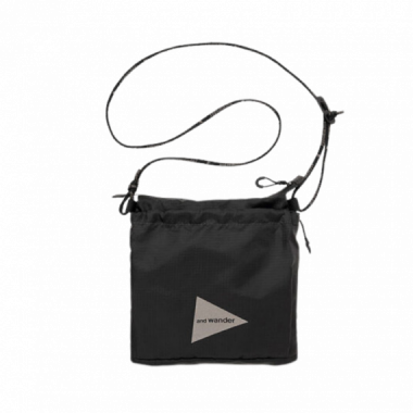 Mochilas Sacoche AND WANDER Crispy Rip Black