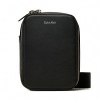 Bandolera Sleek Reporter  CALVIN KLEIN JEANS
