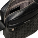 Bolso de Reportero con Logo Emblemático Grabado  CALVIN KLEIN JEANS