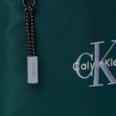 Bolsa Plana de Nailon con Logo Monograma  CALVIN KLEIN JEANS