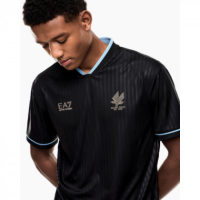Camiseta Soccer EA7 Emporio Armani Negra  ARMANI EXCHANGE