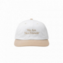 Gorros y Gorras Gorra WE ARE NOT FRIENDS Typo
