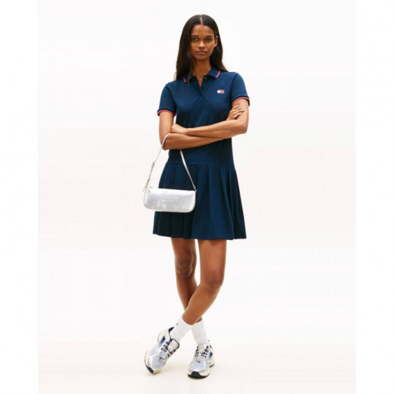 Tjw Badge Pleat Pique Dress Ext Dark Nig  TOMMY JEANS