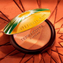 Terracota Light
los Polvos Iluminadores Efecto Buena Cara Natural - 96 % de Ingredientes de Origen Natural  GUERLAIN