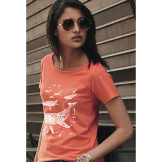 Camiseta Mujer las Ballenas  KANUMERA