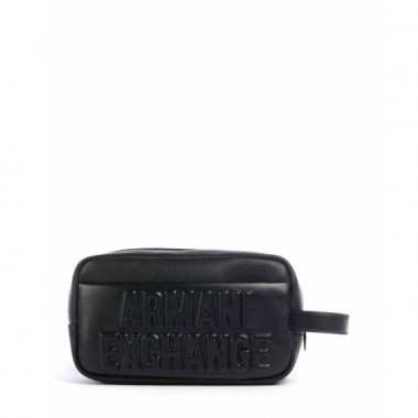 BEAUTY CASE BLACK