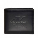 Billetera plegada con logo grabado