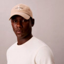 Gorra de sarga con logo monograma bordado