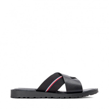 Sandalias de piel con tiras cruzadas