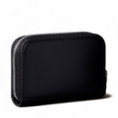 Cartera con cremallera y monograma