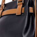 Bolso pequeño con hebilla