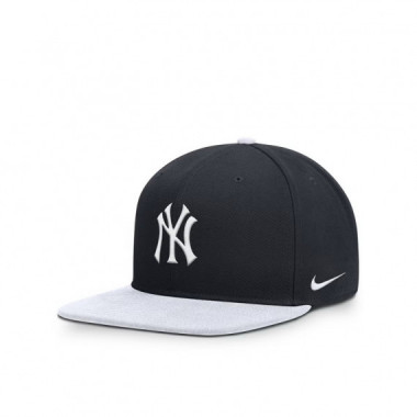 Gorra NIKE Plana NY Negra/Blanca