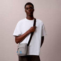 Bandolera Bold Reporter  CALVIN KLEIN