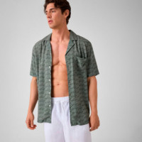 Camisa con Logo Impreso  GUESS