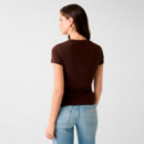 Camiseta con logo de triángulo