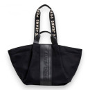 Bolso shopper con logo en relieve