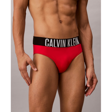Ba&ntilde;ador slip Calvin Klein rojo cintura el&aacute;stica