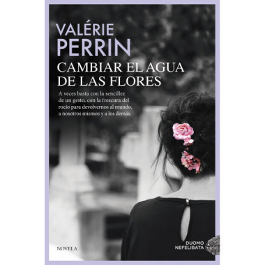 CAMBIAR EL AGUA DE LAS FLORES