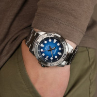 Casio MTD-140D-2AV Reloj Analógico Hombre – 100 m WR, Acero Inoxidable y Diseño Deportivo Marino