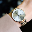 Casio LTP-VT01G-9B Reloj Analógico Mujer – Caja y Brazalete Dorados con Esfera Champagne