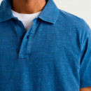 Polo teñido en prenda fit regular
