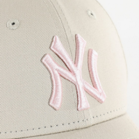 Gorra New Era 9Forty Beige Rosa Claro