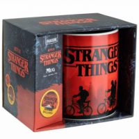 Taza Xl Stranger Things con Pegatinas de Regalo  PALADONE