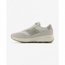 Zapatillas NEW BALANCE 370 Beige Animal Print