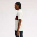 Camiseta con panel bordado