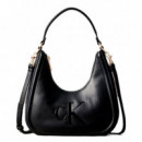 Bolso de hombro con monograma y forma de media luna