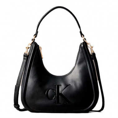 Bolso de hombro con monograma y forma de media luna