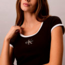 Camiseta slim ringer de algodón elástico