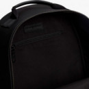 Mochila con parche con logo