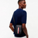 Bolso Reporter Bandolera con Cinta Distintiva  TOMMY HILFIGER