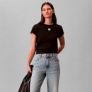 Camiseta de algodón suave con insignia