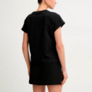 Camiseta con logo de pedrería