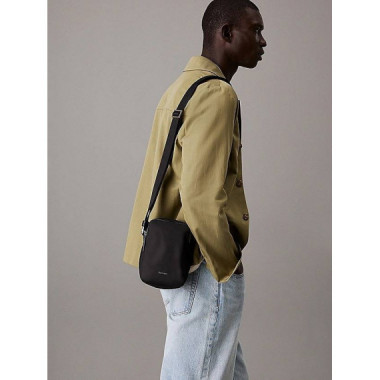 Business Tech Reporter Xs Ck Black  CALVIN KLEIN