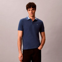 Polo de piqué con cuello en contraste