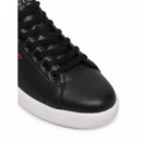 Yukern Black  GUESS