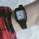 CASIO LQ-142-7E Reloj Analógico Negro con Esfera Blanca