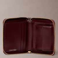 Cartera con Cremallera con Logo en Lámina  CALVIN KLEIN