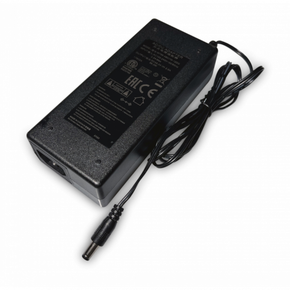 Fuente Mikrotik 48V 2A 96W Negra (48V2A96W)