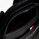 Bolso Mensajero Texturizado con Logo Metálico  TOMMY HILFIGER