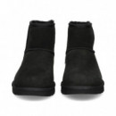 Classic Boot  UGG