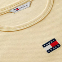 Camiseta Slim Acanalada con Parche de Tommy  TOMMY HILFIGER