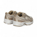 Deportivo Malla Beige  NEW BALANCE