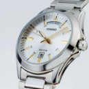 CASIO MTP-1370D-7A2 | Reloj Analógico con Calendario y Esfera Plateada