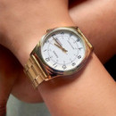 Casio MTP-V006G-7B | Reloj analógico dorado con día y fecha